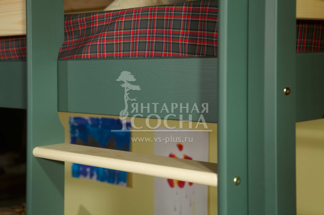 Кровать верхнеярусная с лестницей Классик Кровать верхнеярусная с лестницей Классик