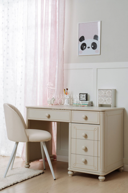 Стол письменный Бетти №3 Стол письменный Бетти №3