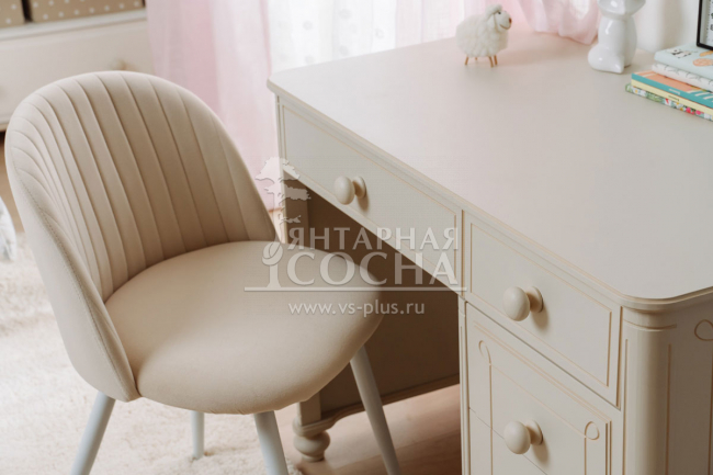 Стол письменный Бетти №3 Стол письменный Бетти №3