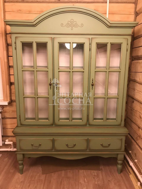 Буфет Валенсия 2-32 из массива сосны Буфет Валенсия 2-32 из массива сосны