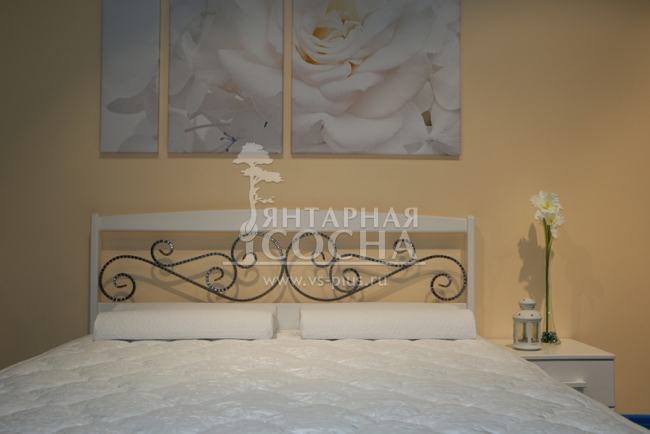 Кровать двуспальная Коста Бланка с ковкой Кровать двуспальная Коста Бланка с ковкой