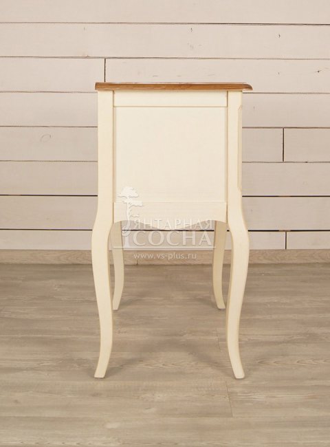 ����� "Leontina" �� 3 ����� ��� ST9348