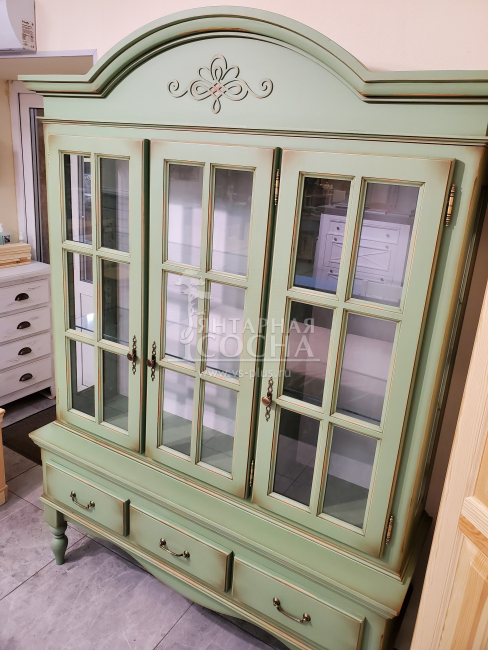 Буфет Валенсия 2-32 из массива сосны Буфет Валенсия 2-32 из массива сосны