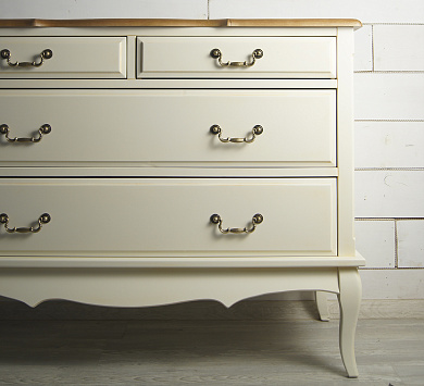  Leontina  4   ST9315