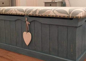 �������