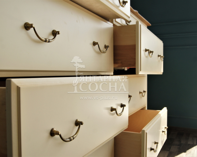 Комод «Leontina» на восемь ящиков арт ST9316/2 Комод «Leontina» на восемь ящиков арт ST9316/2