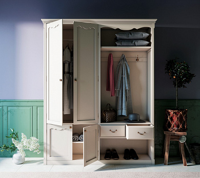 - Leontina    ST9361