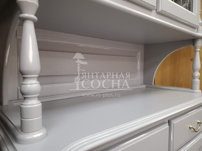 Шкаф-буфет Скандия 2-створчатый с подсветкой, стекло с витражной сеткой из массива сосны Шкаф-буфет Скандия 2-створчатый с подсветкой, стекло с витражной сеткой из массива сосны