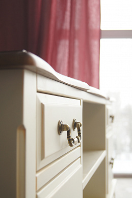  Leontina  TV  ST9328