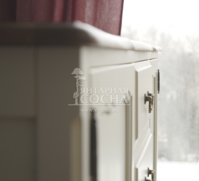 ������� ����� "Leontina" � �������� � ������� ��� ST9351