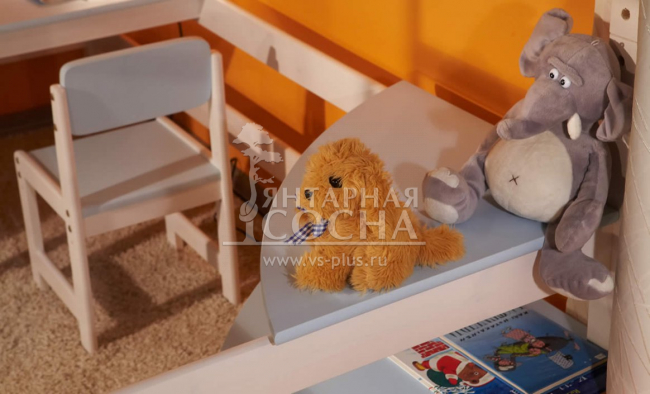 Кровать верхнеярусная с лестницей Классик №2 Кровать верхнеярусная с лестницей Классик №2