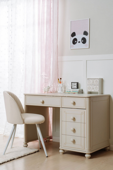 Стол письменный Бетти №3 Стол письменный Бетти №3