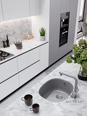 ����� EMAR 1560 QUARTZ