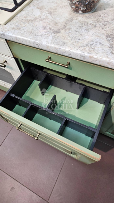 Кухня Валенсия (образец) Кухня Валенсия (образец)