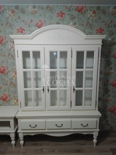 Буфет Валенсия 2-32 из массива сосны Буфет Валенсия 2-32 из массива сосны