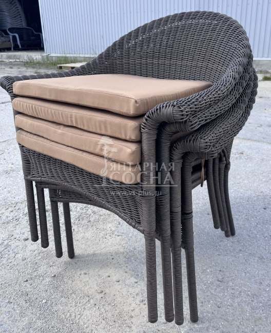 Плетеное кресло LV-140B Brown с подушкой в комплекте Плетеное кресло LV-140B Brown с подушкой в комплекте