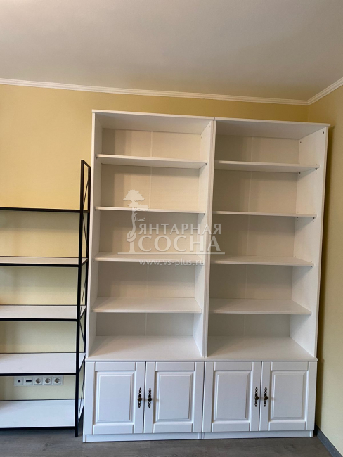 Шкаф книжный 2-х дверный Коста Бланка Шкаф книжный 2-х дверный Коста Бланка