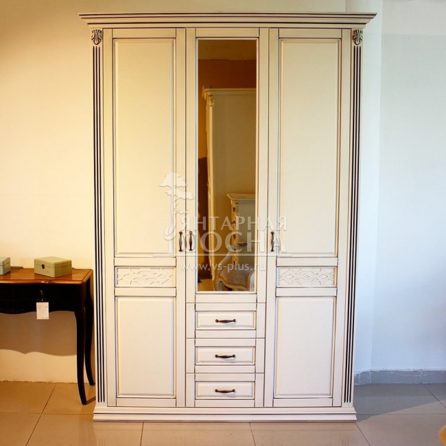 Шкаф Верона 3-х створчатый Шкаф Верона 3-х створчатый